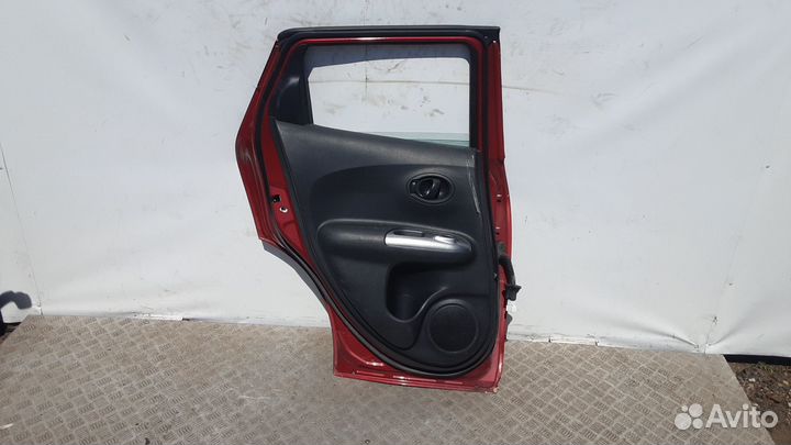 Дверь задняя левая Nissan Juke