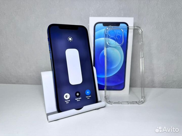 iPhone 12, 64 ГБ