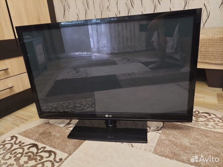 Телевизор lg 43''