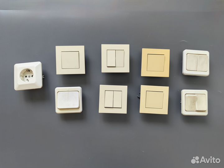 Розетки встраиваемые и выключатели
