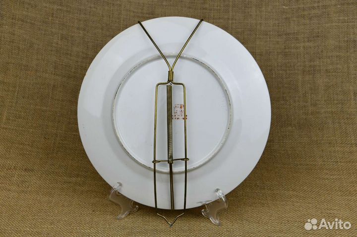 Тарелка настенная. Ручная роспись. Китай