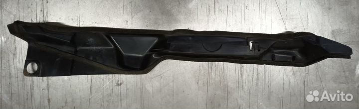 Пыльник переднего левого крыла Тойота Королла Е120