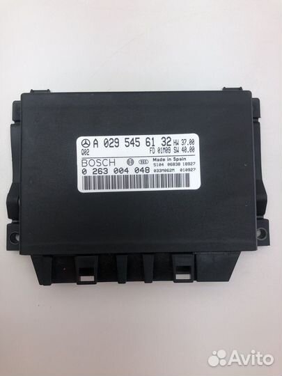 Блок управления парктрониками Мерседес 0295456132