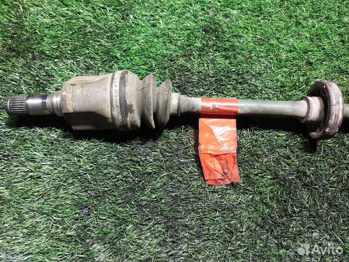 Полуось передняя правая Kia Rio 1