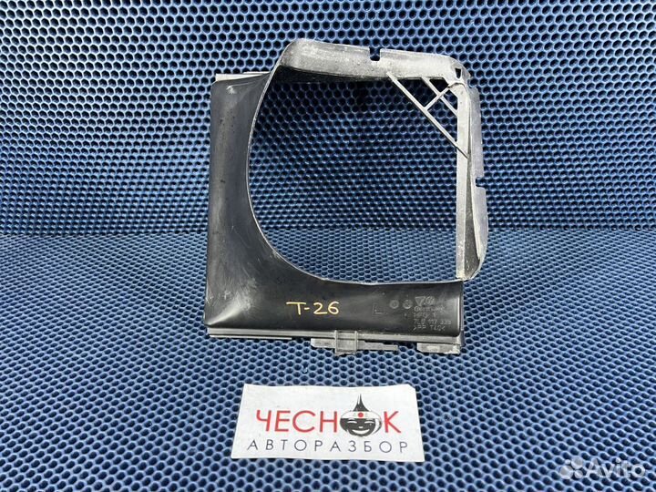 Воздуховод интеркулера левый задний VW Touareg 1