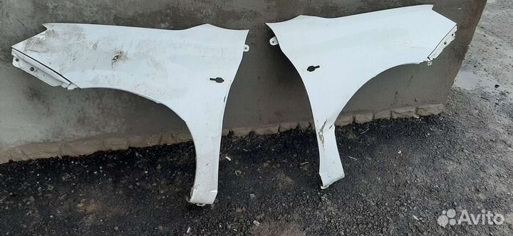 Крыля на Лада Гранта fl