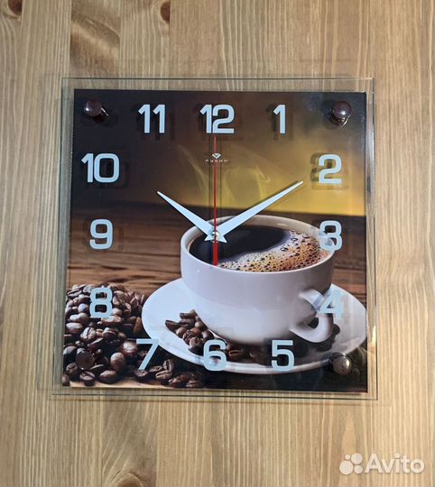 Часы настенные для кухни