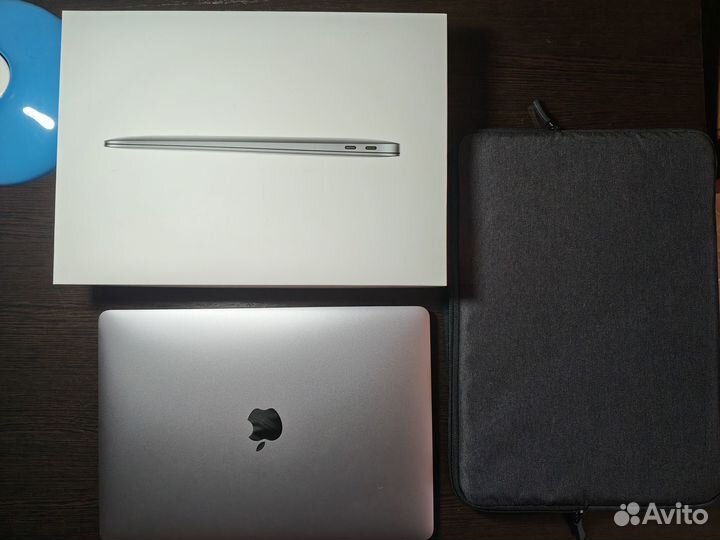 Apple Macbook Air M1 8gb 256