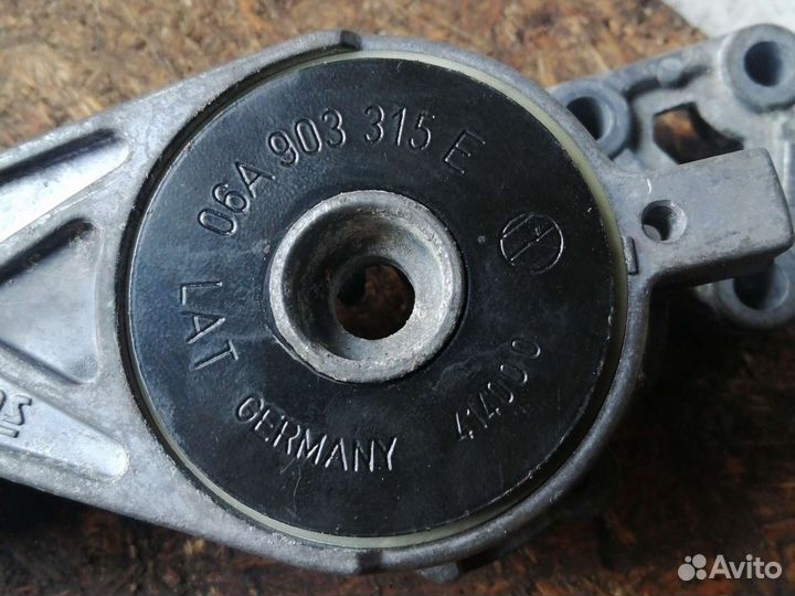 Натяжитель ремня Volkswagen Golf 4, 1.6, AKL