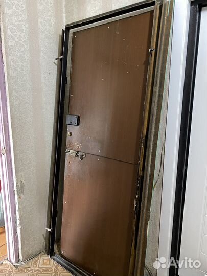 Дверь входная железная бу