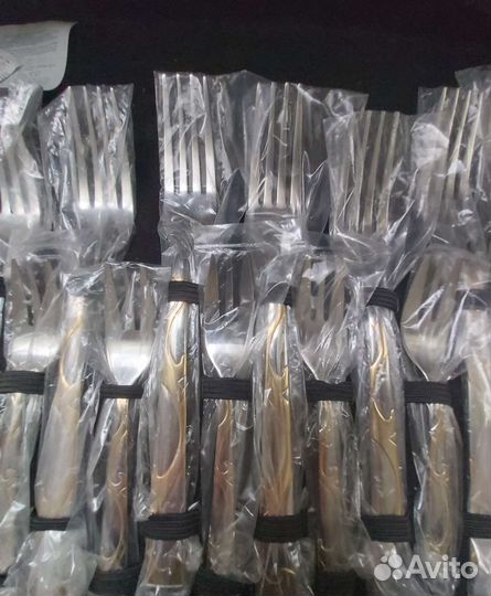 Набор столовых приборов новый