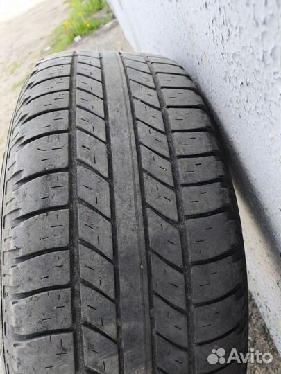 Goodyear Wrangler HP All Weather 235/65 R17 104V