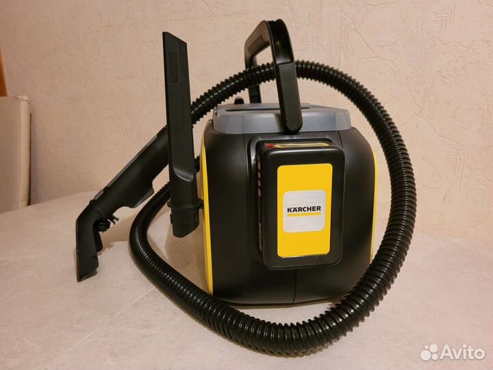 Аренда беспроводного моющего пылесоса Karcher