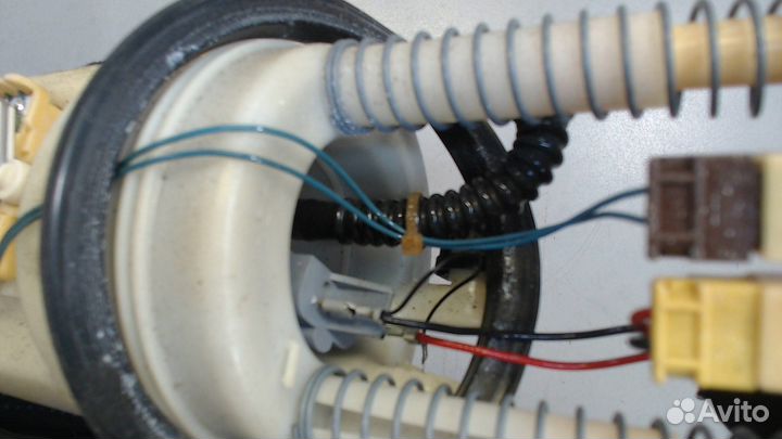 Насос топливный электрический Mercedes B W245, 200