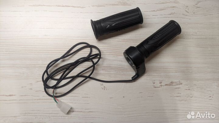 Ручка газа с левой грипсой для электровелосипеда