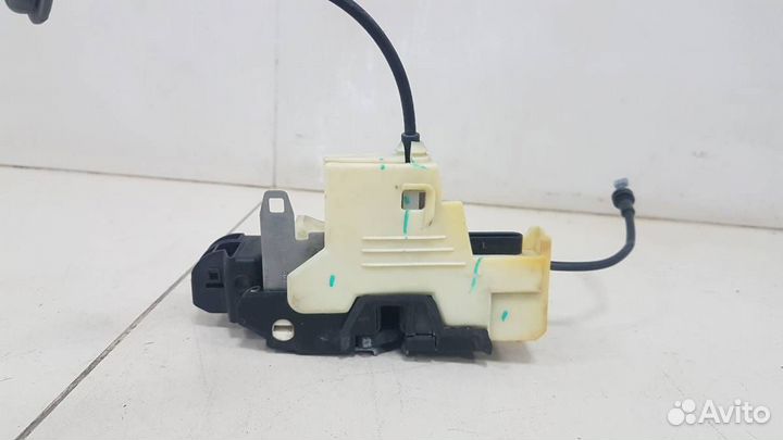 Замок двери задней правой Volvo S90