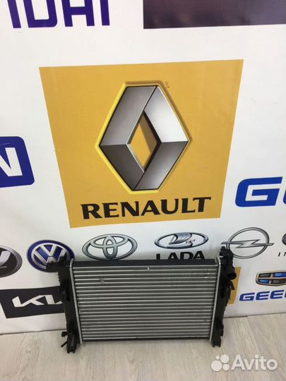 Радиатор охлаждения двигателя основной Renault san