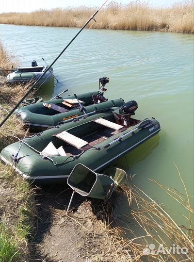 Лодка с мотором