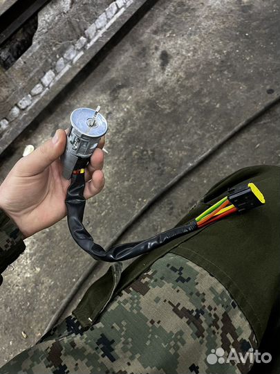 Замок зажигания гранта фл