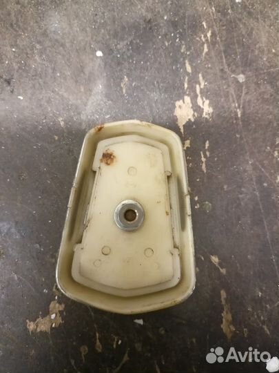 Эмблема ваз 2101, ваз 2102 СССР