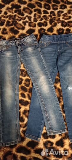 Джинсы, футболки, шорты, платья,теплый костюм 122