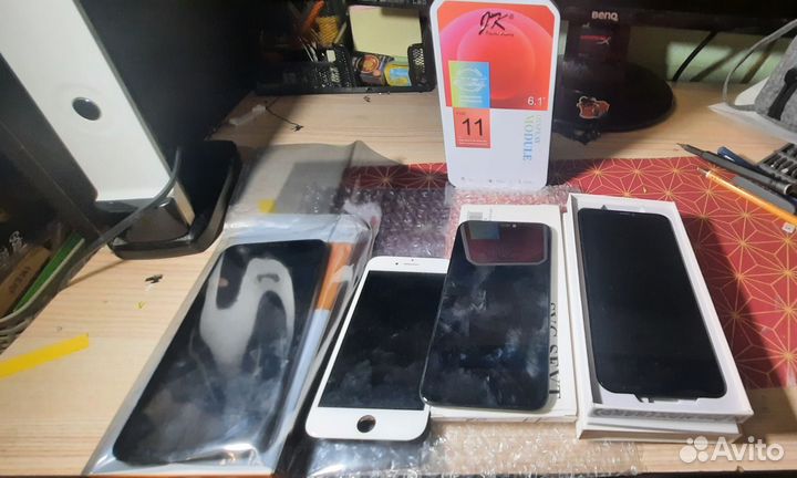 Лот 4. Дисплеи на iPhone