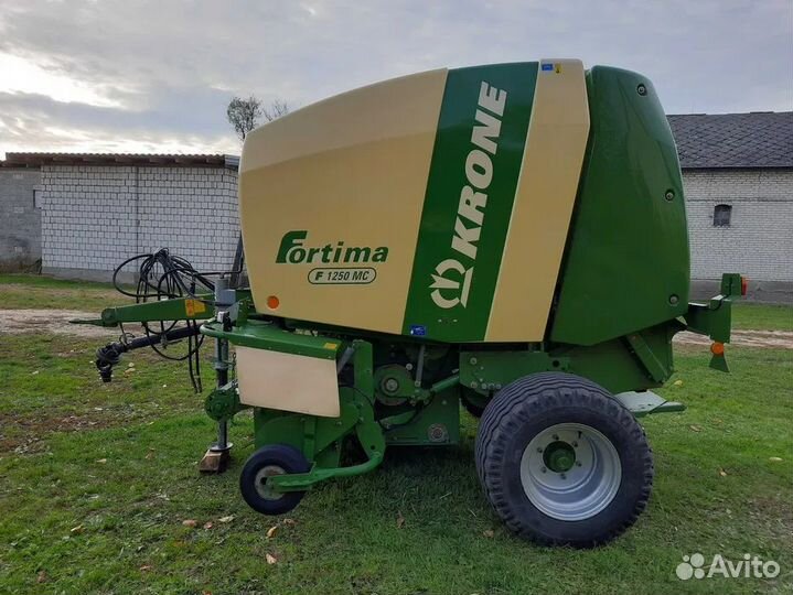 Пресс-подборщик Krone Fortima, 2015