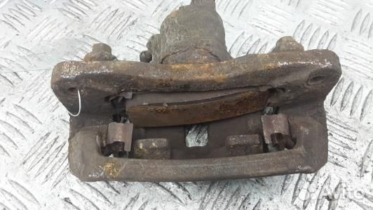 Суппорт тормозной задний левый mitsubishi galant 8