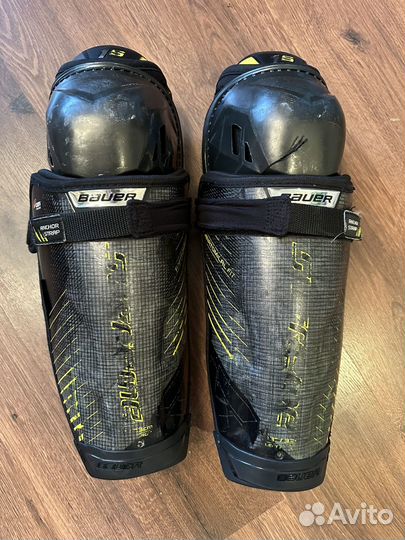 Хоккейные щитки bauer 1s