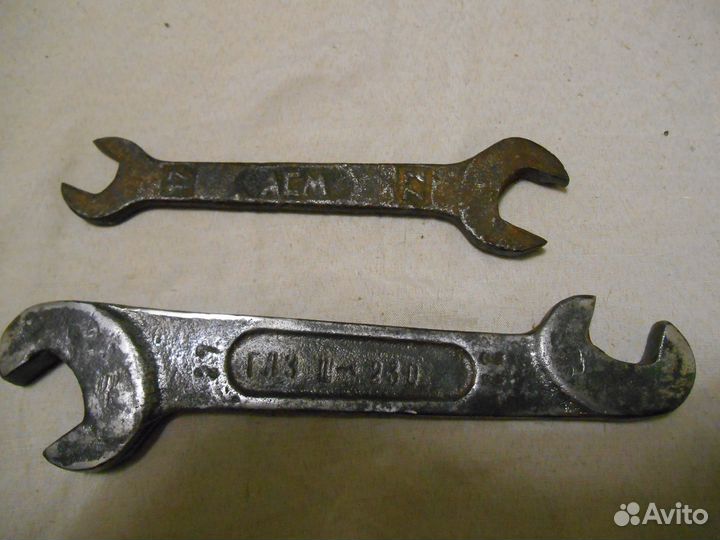 Ключи гаечные старинные