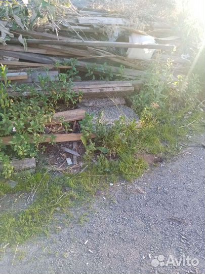 Вывоз мусора с квартир и участков. Демонтаж