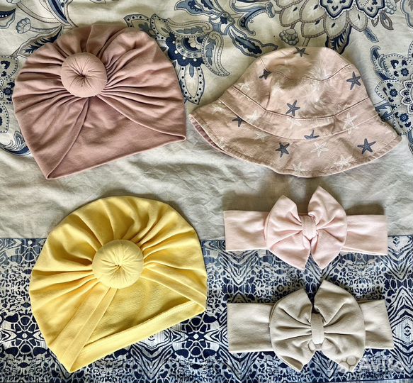 Набор шапочек/тюрбанов/повязок для девочки