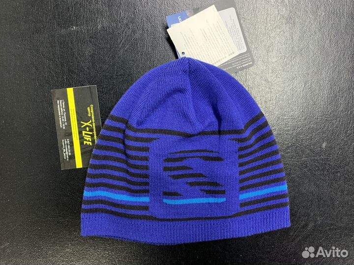 Шапка salomon flatspin short beanie Surf The W/BK