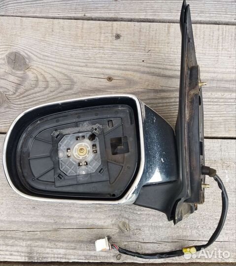 Боковое зеркало на mazda mpv