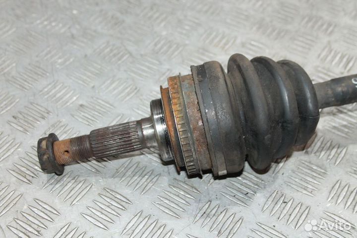 Привод передний левый Toyota Celica ST202 3S-GE