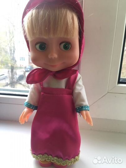 Игрушка Маша Медведь