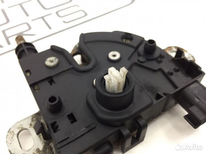 Замок капота Ford Focus 2 CB4 1.6 100Л/С shda 2010