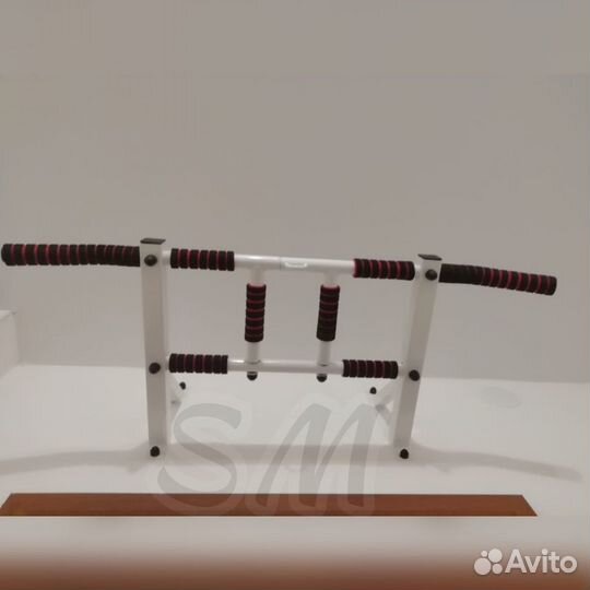 Турник настенный усиленный белый