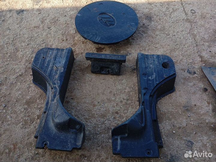 Наполнитель багажника Lifan X60