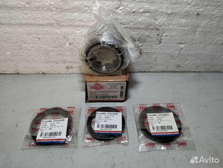 Subaru - Подшипник ступцы с сальниками новый