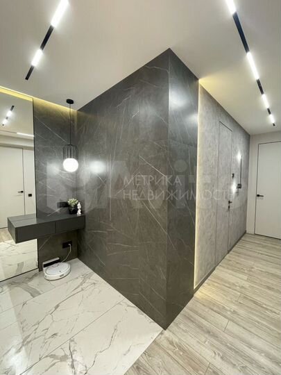 2-к. квартира, 80 м², 14/14 эт.