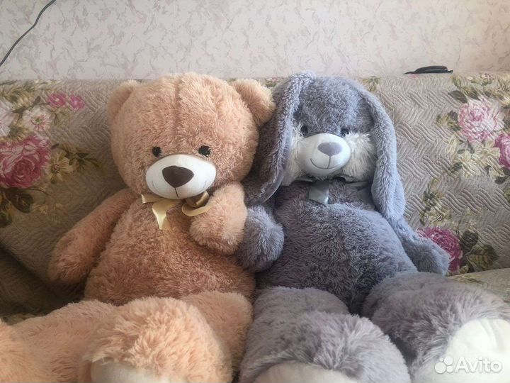 Плюшевый медведь и заяц