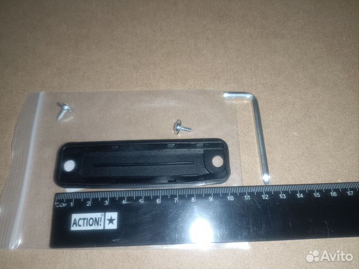 Кнопка открывания багажника Toyota