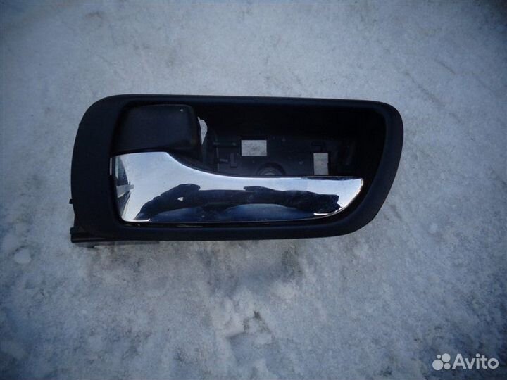 Ручка двери внутренняя левая Toyota Allion NZT240