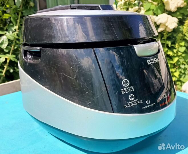 Мультиварка bork U700