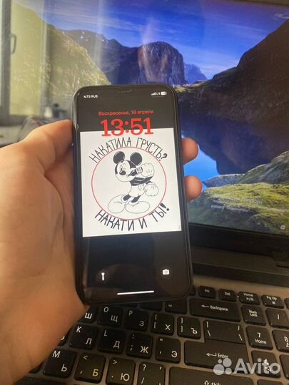 iPhone 11, 64 ГБ