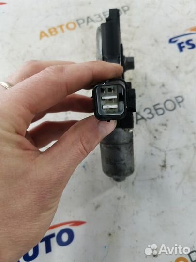 Мотор стеклоподъемника передний правый Лансер 9