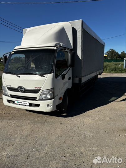 Hino 300 (Dutro), 2017