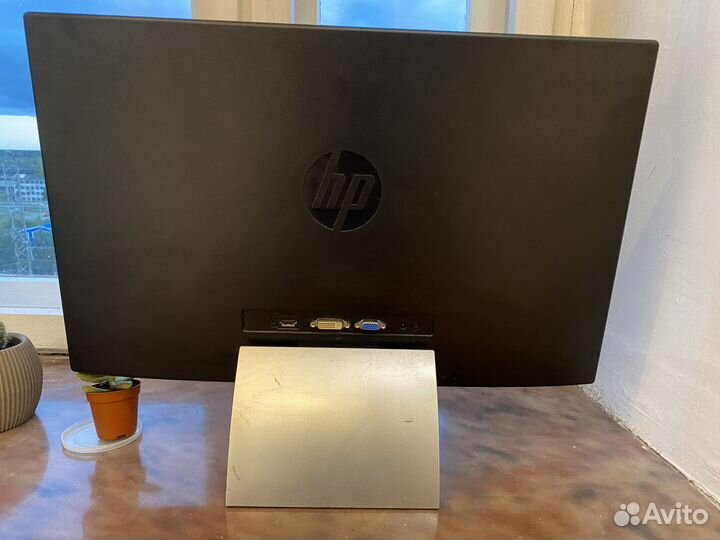 Монитор hp 23