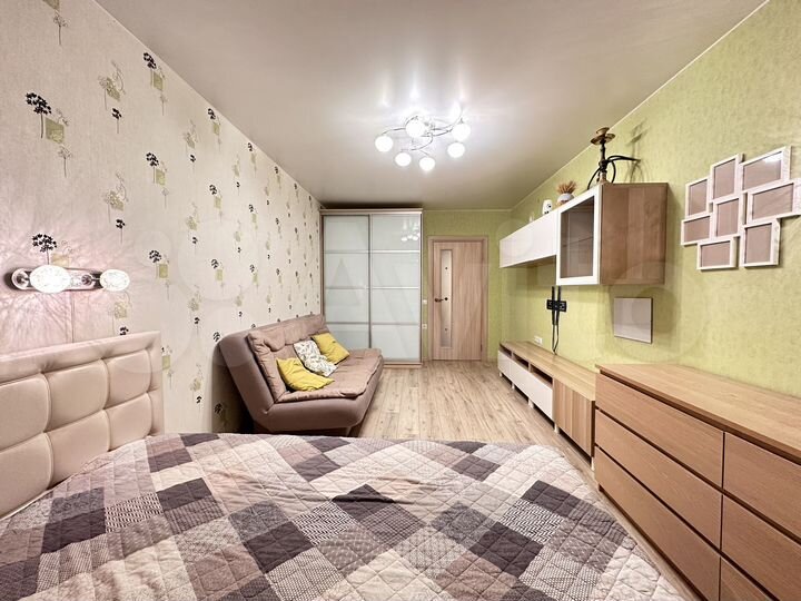 2-к. квартира, 55 м², 3/12 эт.